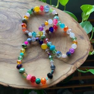 Set of 3 stretchy bracelets with glass beads